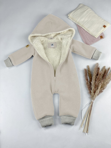 Overall creme aus Bio- Wollwalk mit Teddyfell Fütterung